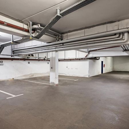 Ferienwohnung Edler Wohnraum Schwanenteich-Penthouse Mit Garage, Grill, Kaffeevollautomat, Klima, Lift & Terrasse Zwickau Exterior foto